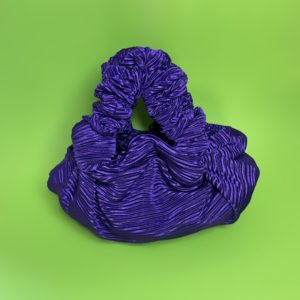 mini sac en tissu plissé violet par dream hair jaguar shoes